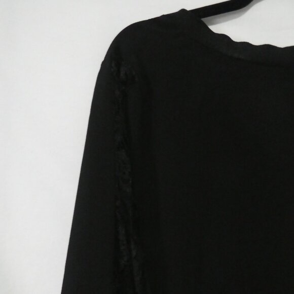 LOVE & LEGEND | size 16 | Black Long Sleeve V-NECK Blouse | Full Lace Arm Strips - Picture 9 of 14